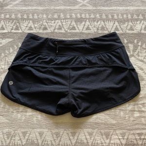 Lululemon, Running shorts Size 4